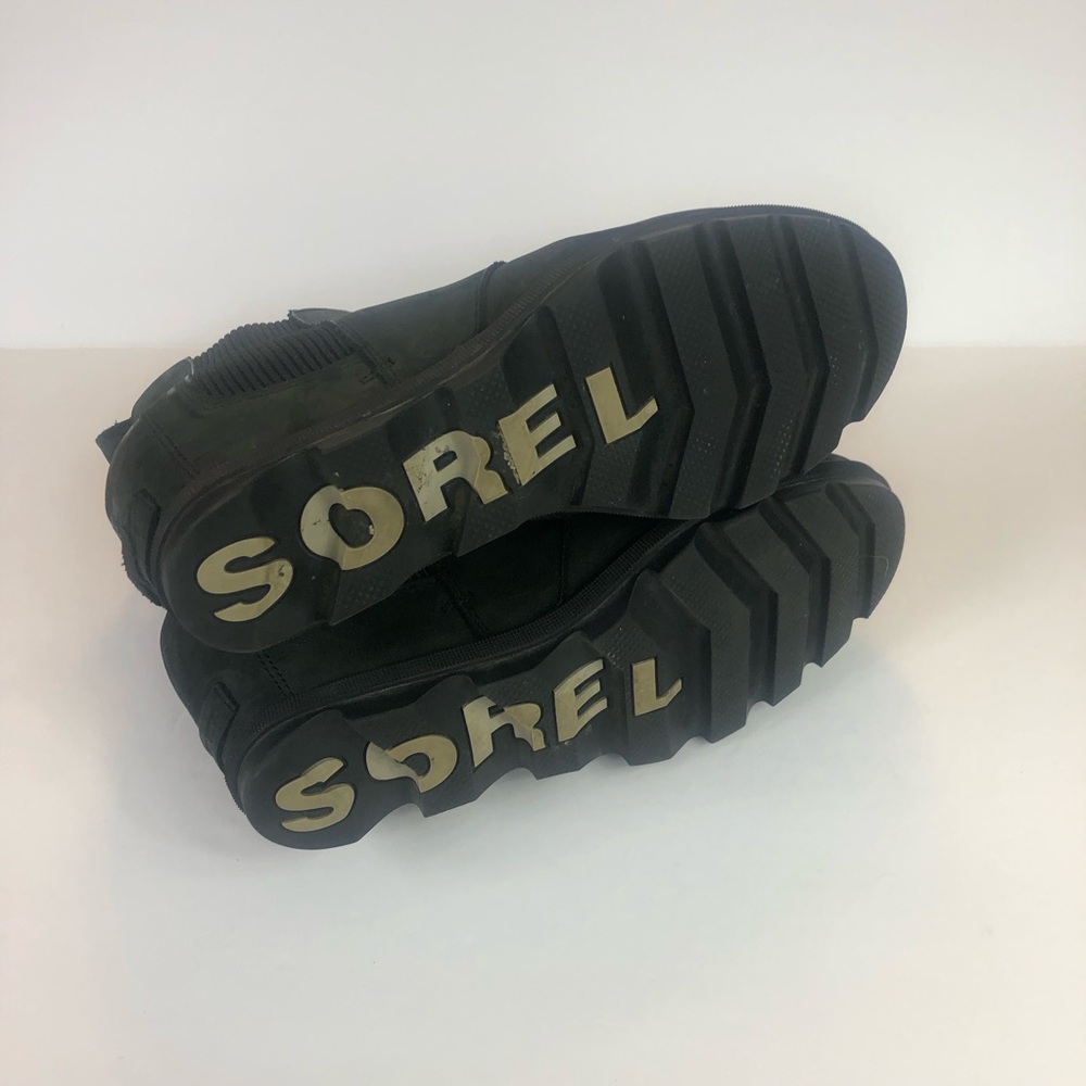 Sorel Joan of Arctic II Chelsea ankle booties with hidden wedge. - Picture 6 of 7